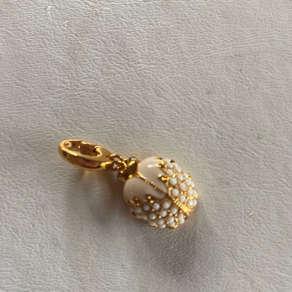Spartina Lady Bug charm
